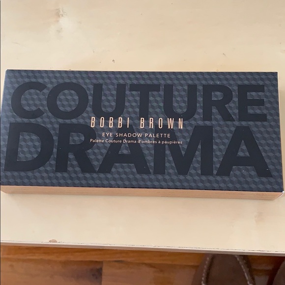 COPY - Bobbie Brown Couture Drama Eye Shadow Palette - Picture 1 of 5